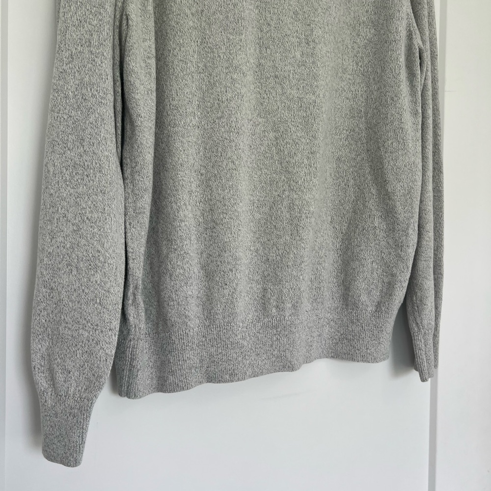 Tommy Hilfiger Classic Grey Pull over Sweater - Picture 9 of 9